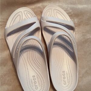 CROCS Women's Classic White Sandals